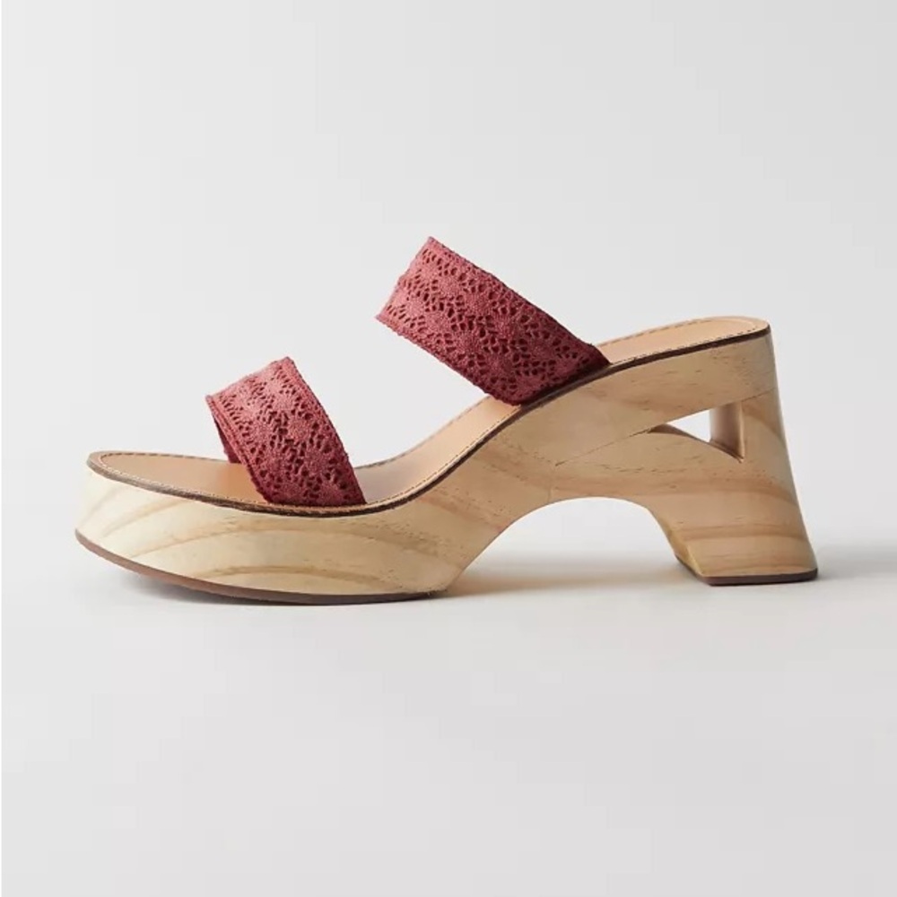 Urban Outfitters Woven Double-Strap Mule in Dusty Rose
